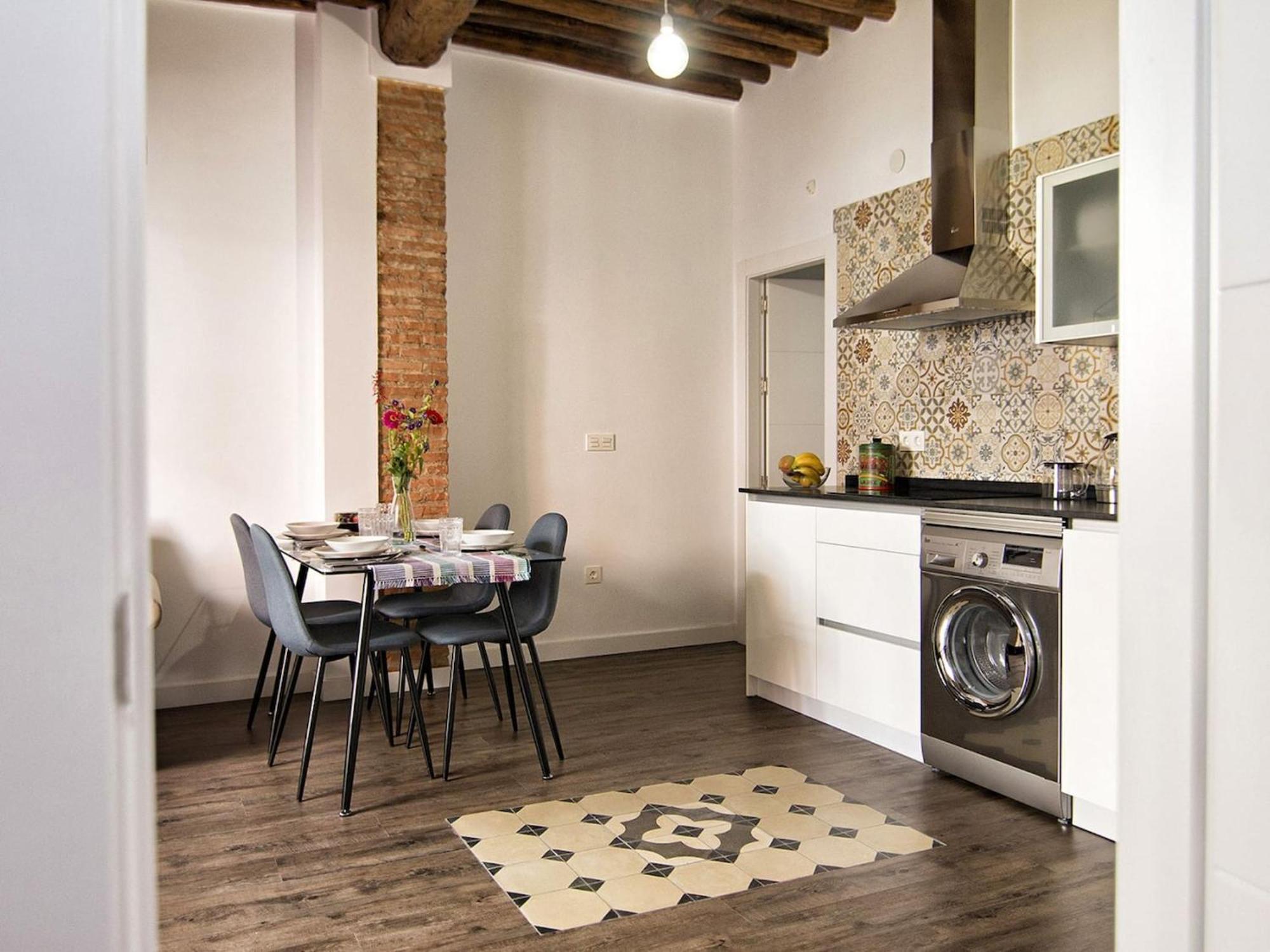 Chezmoihomes Sweet & Trendy Nest In Granada Center For 6 Екстериор снимка