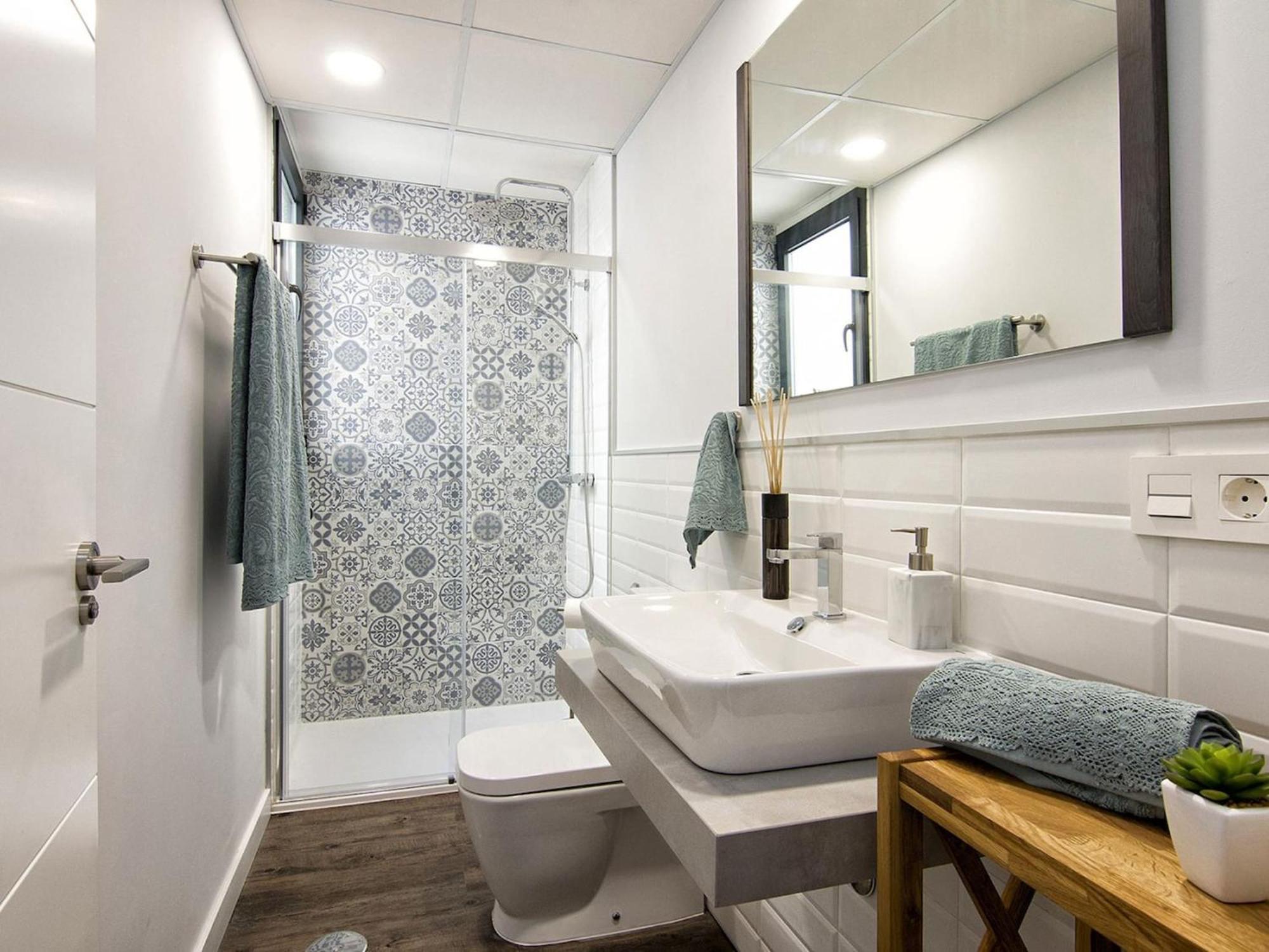 Chezmoihomes Sweet & Trendy Nest In Granada Center For 6 Екстериор снимка
